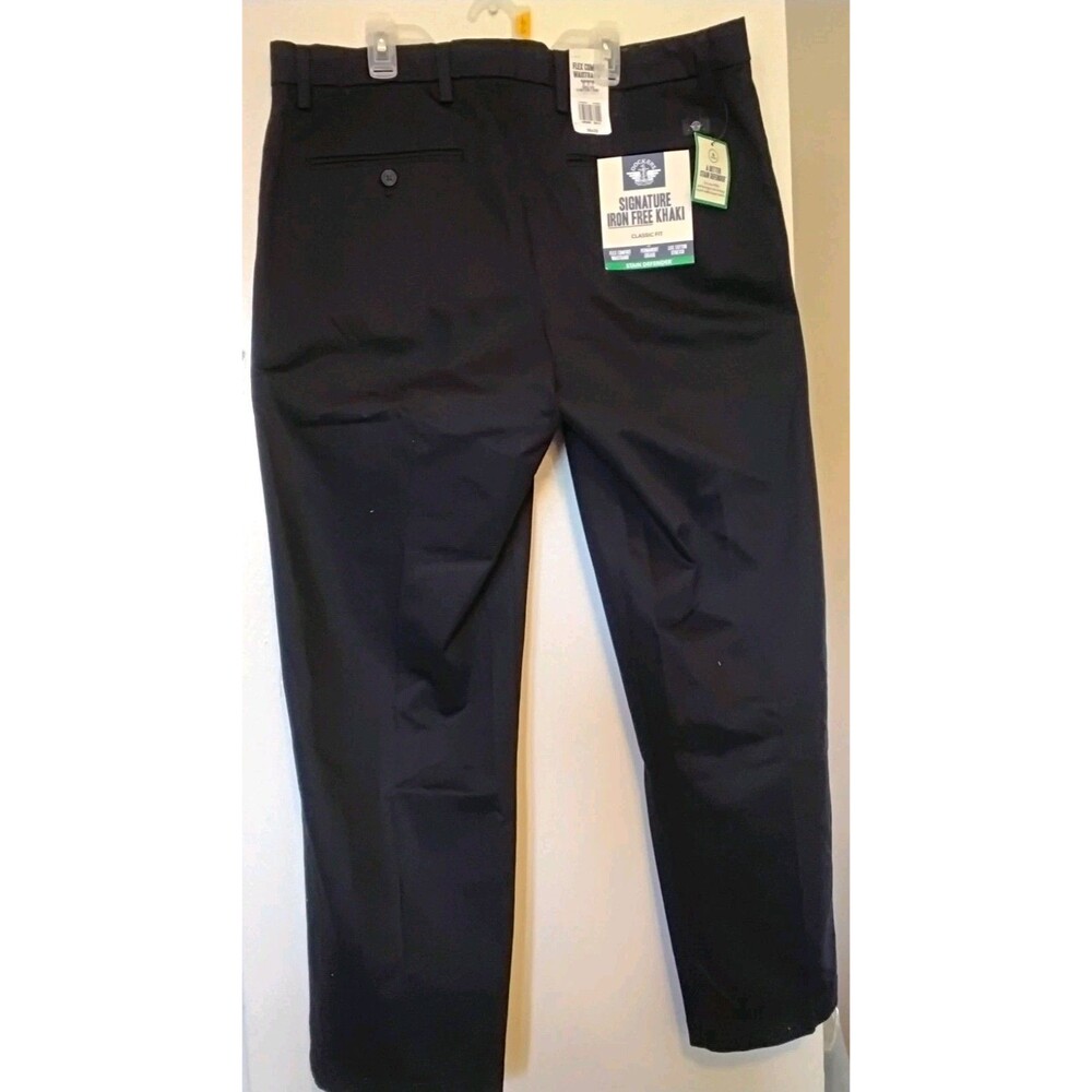 Dockers Signature Khaki Men’s Black Classic Fit Straight Flat Front Pants 36/29